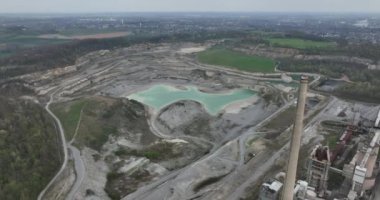 Maastricht, Sint-Pietersberg 'deki eski çimento madeni ve fabrikası..