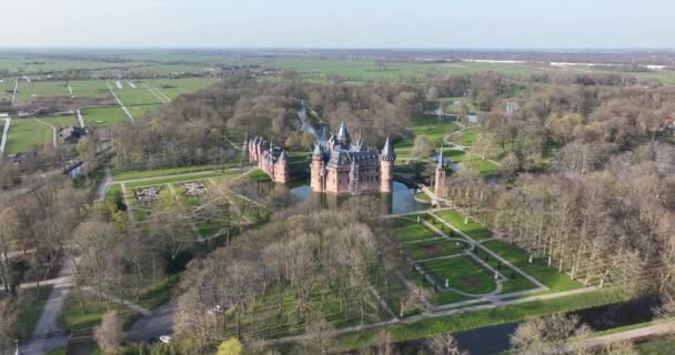 德哈尔城堡的外空中景观 荷兰乌得勒支附近Haarzuilens的Kasteel Haar 头顶空运费 — 图库视频影像