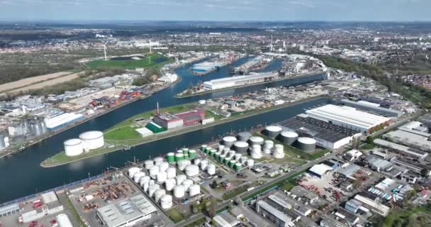 Puerto Industrial Puerto Fluvial Rin Rheinhafen Karlsruhe Alemania Vista Aérea — Vídeo de stock