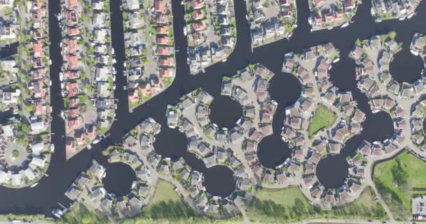 Top Aerial View Symmetrical Pattern Leisure Housing Harbour Lemmer Friesland — Stock Video