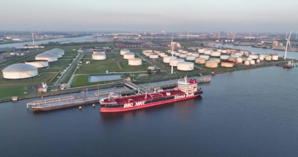 암스테르담 2023 네덜란드 Stena Bulk Pterochemical Tanker Ship Docked Port — 비디오