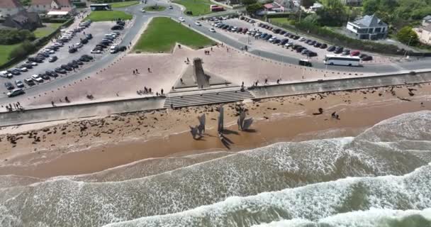 Omaha Playa Normandía Francia Ww2 Memorial Vista Aérea Drone — Vídeo de stock