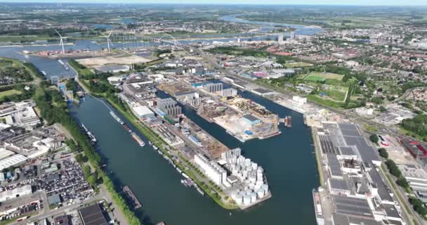 Puerto Nijmegen Países Bajos Sitio Industrial Vista Aérea Drones — Vídeo de stock