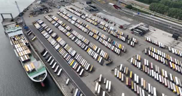 Rotterdam Juli 2023 Nederländerna Intermodal Transport Lastbilsvagnar Rotterdams Hamn Flygdrönare — Stockvideo