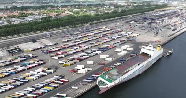 Rotterdam Juli 2023 Nederland Intermodaal Vervoer Van Vrachtwagenaanhangers Rotterdamse Haven — Stockvideo