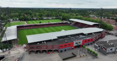 Deventer, 19 Temmuz, 2023, Hollanda. Deventer 'daki Adelaarshorst futbol kulübü Go Ahead Eagles' ın hava manzarası.