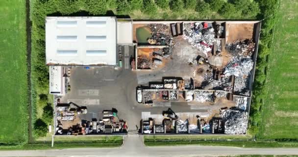 Θέα Από Πάνω Προς Κάτω Μια Εταιρεία Ανακύκλωσης Μετάλλων Αεροφωτογραφία — Αρχείο Βίντεο