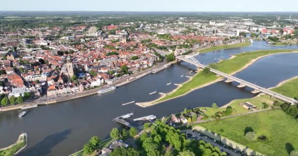 Deventer Historic Dutch City Nestled Picturesque Banks Ijssel River Aerial — Stock Video