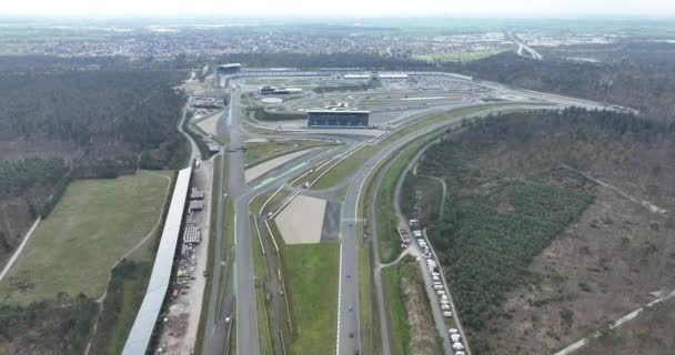 Almanya Hockenheim Yakınlarındaki Bir Yarış Pistinin Hava Aracı Görüntüsü — Stok video
