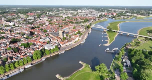 Drohnenaufnahme Von Deventer Stadtsilhouette Hanzestad Niederlande — Stockvideo