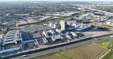 Veldhoven, 6 Eylül 2023, Hollanda. ASML, yarı iletken endüstrisi için makine tedarikçisi, çip yapımı, mikro çip işi. Veldhoven 'daki merkez ofis ve iş kompleksi