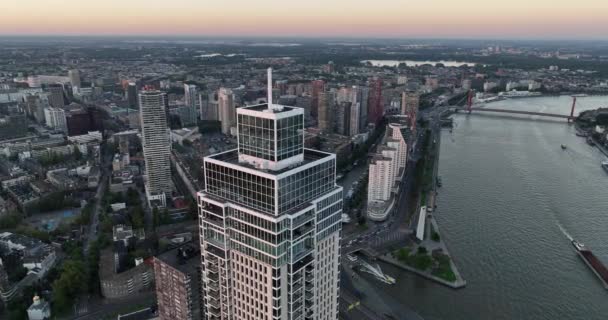 Роттердам Сентября 2023 Года Нидерланды Вид Сверху Большой Небоскреб Городское — стоковое видео