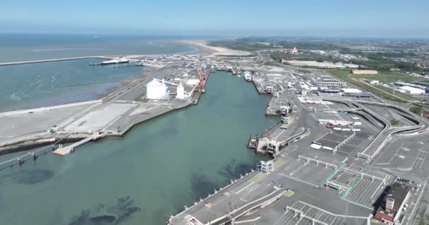 Vista Aérea Del Puerto Calais Desde Dron Terminal Ferries Industria — Vídeo de stock