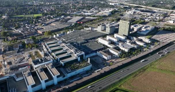 维尔德霍芬2023年9月6日荷兰Asml 半导体工业 芯片制造 微型芯片业务的供应商 Veldhoven的总部和商业综合体 — 图库视频影像