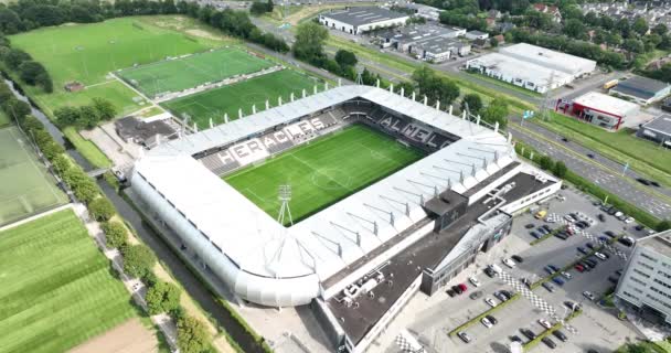 2023年7月19日 荷兰阿尔梅洛 从空中俯瞰埃文 阿西托体育场 赫拉克勒斯 阿尔梅洛的基地 荷兰足球俱乐部 — 图库视频影像