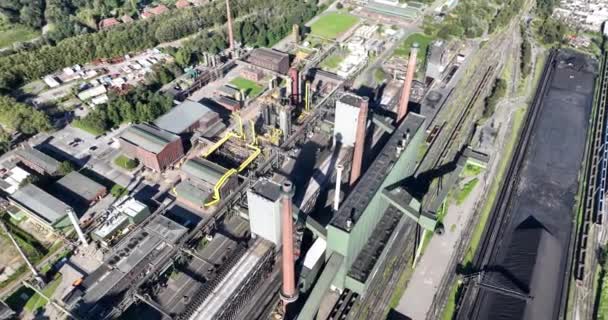 炼焦厂 德国鲁尔地区用于钢铁生产的产品的工业成熟度 空中无人驾驶飞机视图 — 图库视频影像