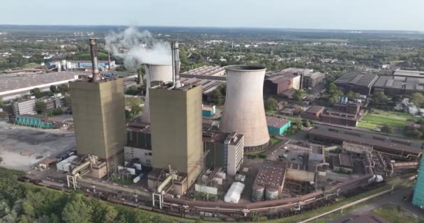德国Duisburg Huckingen发电厂 由两个机组组成的燃气发电厂 使用高炉煤气 焦炉煤气 天然气发电 空中无人驾驶飞机视图 — 图库视频影像