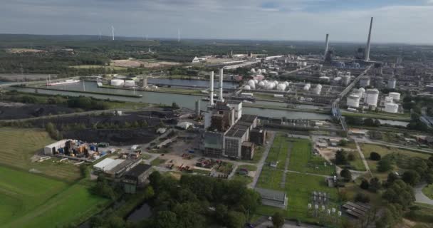 Chemicpark Marl的化石燃料发电厂 参与能源和发电 从无人驾驶飞机的角度处理化学产品 — 图库视频影像