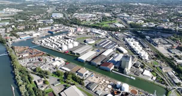 젤센키르헨 2023년 24일 겔센키르헨 항구는 운하에서 오래된 항구입니다 산업용 — 비디오