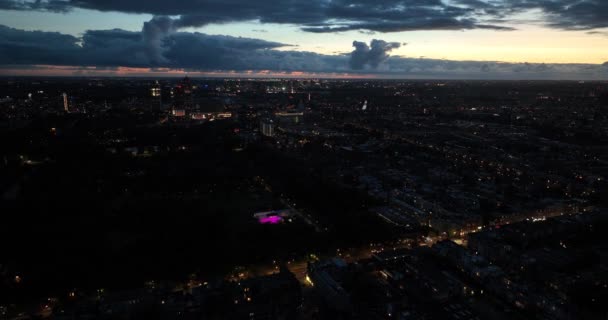 阿姆斯特丹奥斯特 Amsterdam Oost 夜间空中无人驾驶飞机俯瞰水上飞机 夜间空中飞行 — 图库视频影像