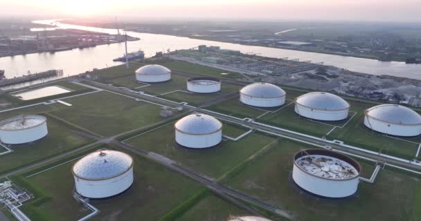 Petrochemische Haven Grote Industriële Infrastructuur Luchtfoto Drone View Amsterdam Nederland — Stockvideo