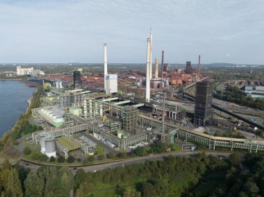 Ağır sanayinin hava aracı görüntüsü. Çelik elektrik mühendisliği..