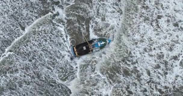 November 2023 Zandvoort Nederländerna Stranded Fishing Boat Ijm Black Jack — Stockvideo