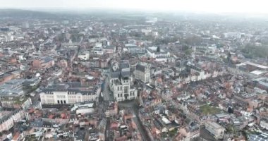 Louvain, Belçika şehir merkezindeki hava aracı görüntüsü..