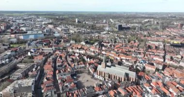 Amersfoort, Hollanda şehir merkezinin silueti. Hava aracı görünümü.