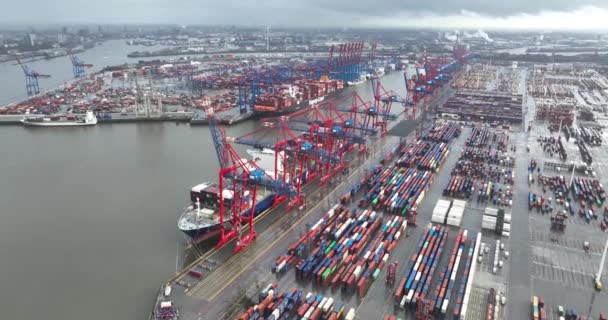 Hamburg Jerman Desember 2023 Penanganan Kargo Pelabuhan Kontainer Kapal Kontainer — Stok Video