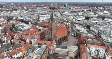 Marktkirche, Hanover Almanya 'nın Hanover kentindeki ana Lüteryen kilisesidir. 14. yüzyıl yapımı. İkonik tarihi anıt.