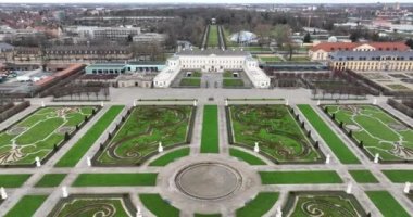 Herrenhauser Garten, Herrenhausen Bahçeleri, Hanover, Almanya. Barok bahçeleri. Kuş gözü hava aracı görüntüsü.