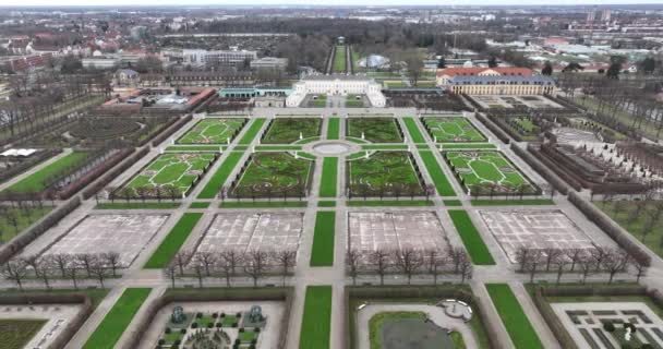 Almanya Nın Hannover Kentindeki Turistik Barok Herrenhauser Bahçeleri Şehir Parkı — Stok video