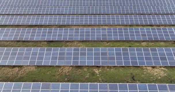Pannelli Solari Generando Energia Sostenibile Sole Sviluppo Sostenibile — Video Stock