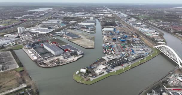 Utrecht Países Bajos Febrero 2024 Puerto Industrial Utrecht Vista Aérea — Vídeo de stock