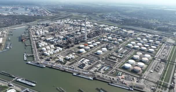 Энергетика Парк Роттердам Порт Роттердам Пернис Нефтеперерабатывающие Химические Заводы — стоковое видео