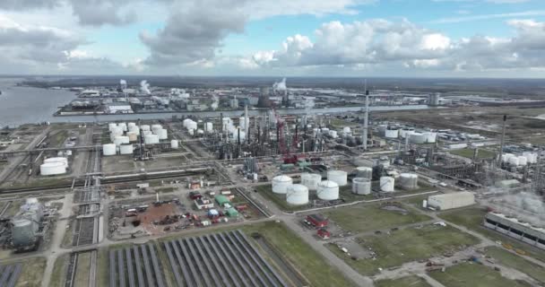 Moerdijk Países Bajos Complejo Petroquímico Que Procesa Nafta Gasóleo Glp — Vídeo de stock