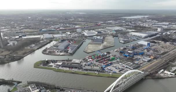 荷兰乌得勒支工业港口 水陆内陆航运 — 图库视频影像
