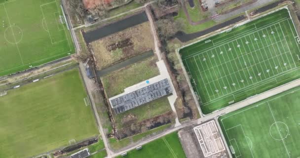 Sportpályák Játszótér Sport Tetőre Drónok Felett Fűvel Kapcsolatos Szabadidős Szabadidős — Stock videók