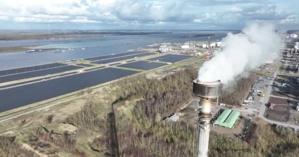 Raffinaderij Productie Verwerking Van Aardolieproducten Moerdijk Nederland Birds Eye Aerial — Stockvideo