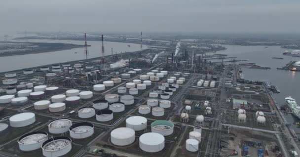 Gran Refinería Craqueo Petroquímico Puerto Amberes Producción Combustibles Fósiles Vista — Vídeo de stock