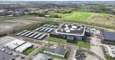 Duiven, Gelderland, Hollanda, 29 Mart 2024 Liander merkez binası