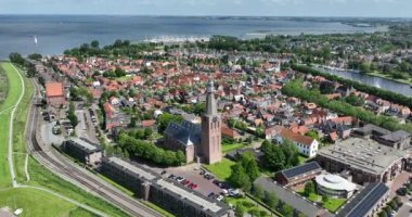 Medemblik, Batı Friesland, Tye Hollanda. Binalar, merkez hava manzarası