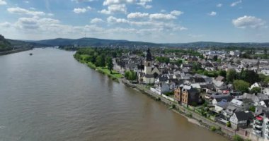 Ren nehri Koblenz, Almanya 'da, hava manzaralı..