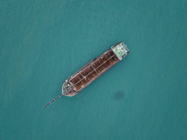 Endüstriyel gemi aşağı havadan kuşların gözü Tayland 'da yapılmış..