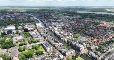 Alphen aan den Rijn, Güney Hollanda, Hollanda. Hava aracı şehir genel görünümü.