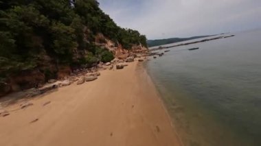 Tayland, doğa ve okyanus sahillerinde uçuyor..