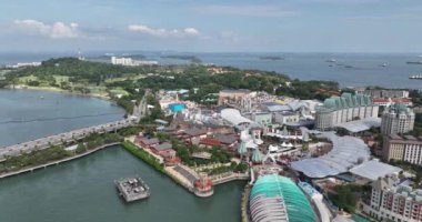 Sentosa, Singapur adası tatil adası ve gündüz gezileri için gidilecek yer. Hava aracı videosu