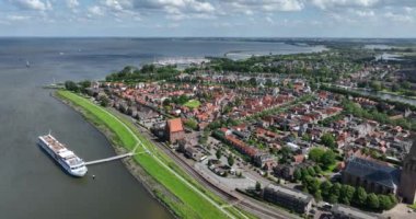 Medemblik, şehir manzarası, Noord-Holland, IJsselmeer boyunca Batı-Friesland.