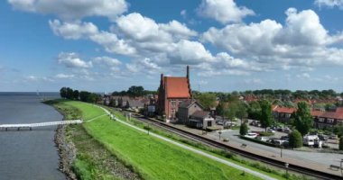 Medemblik, şehir manzarası, Noord-Holland, IJsselmeer boyunca Batı-Friesland.